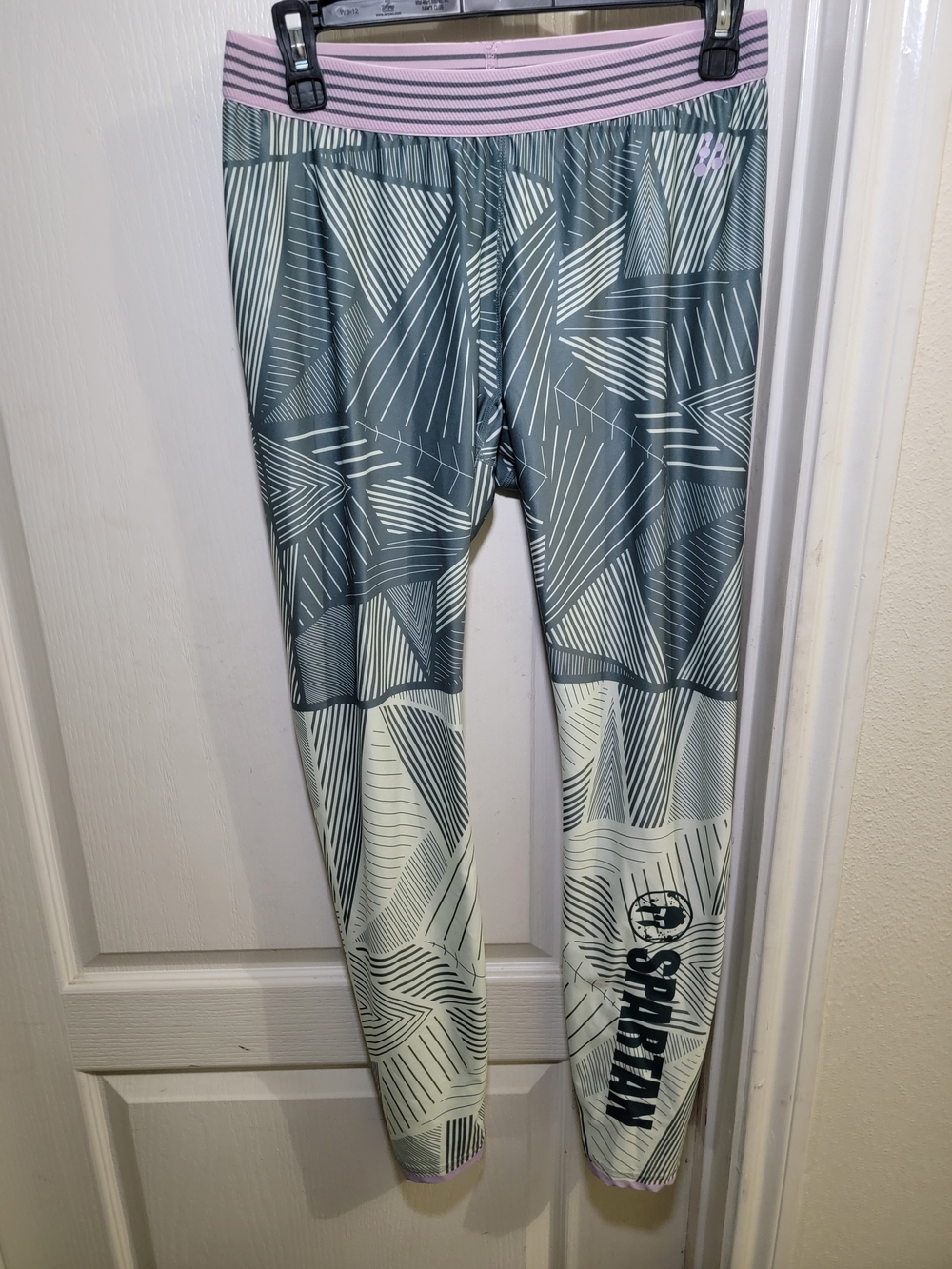 Craft Women's Geometric Gray & Pink Leggings